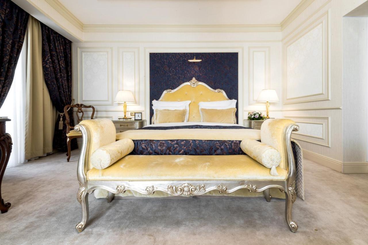 Rixos Khadisha Shymkent Hotel Екстериор снимка A bedroom at the hotel
