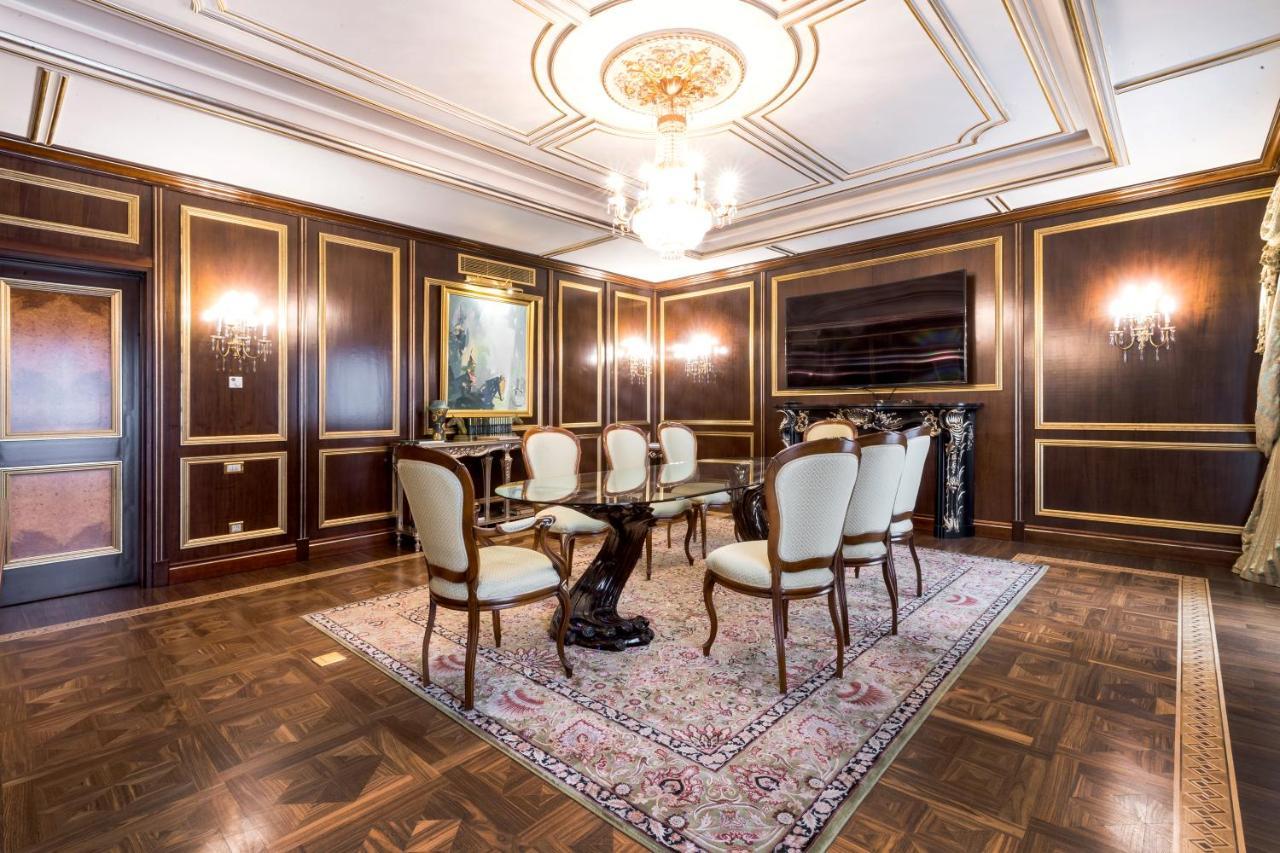 Rixos Khadisha Shymkent Hotel Екстериор снимка The interior of the club