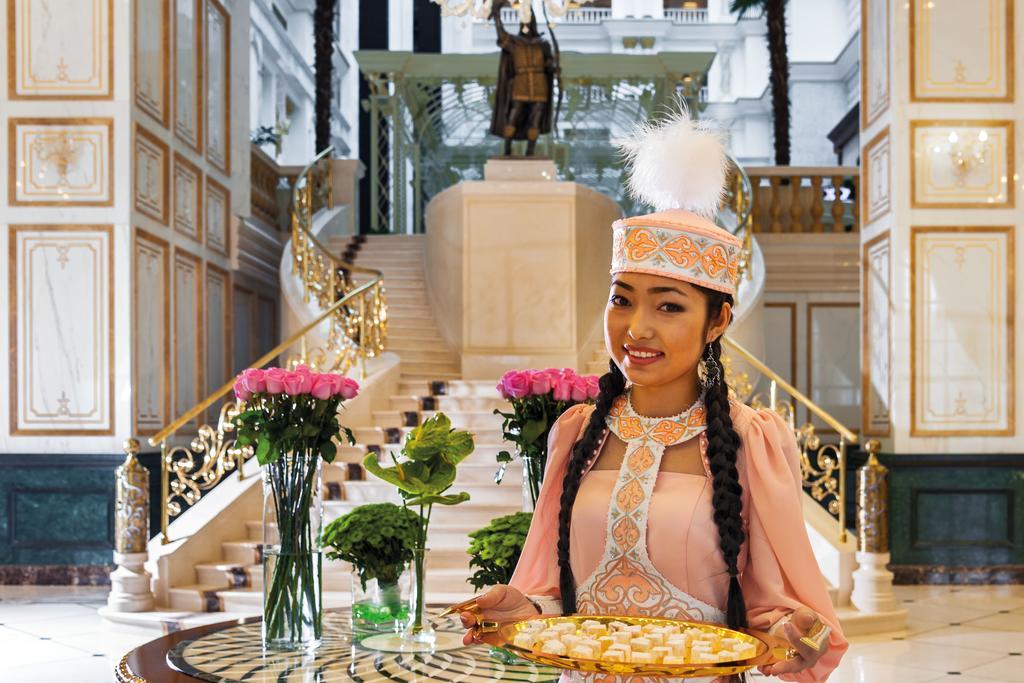 Rixos Khadisha Shymkent Hotel Екстериор снимка Lobby