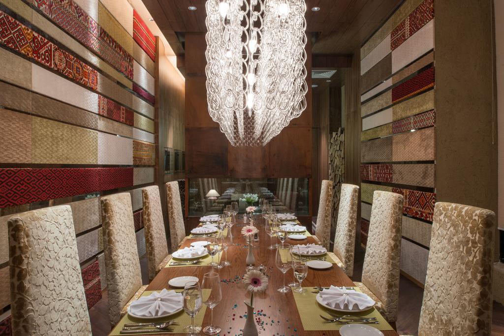 Rixos Khadisha Shymkent Hotel Екстериор снимка Private dining room at the restaurant
